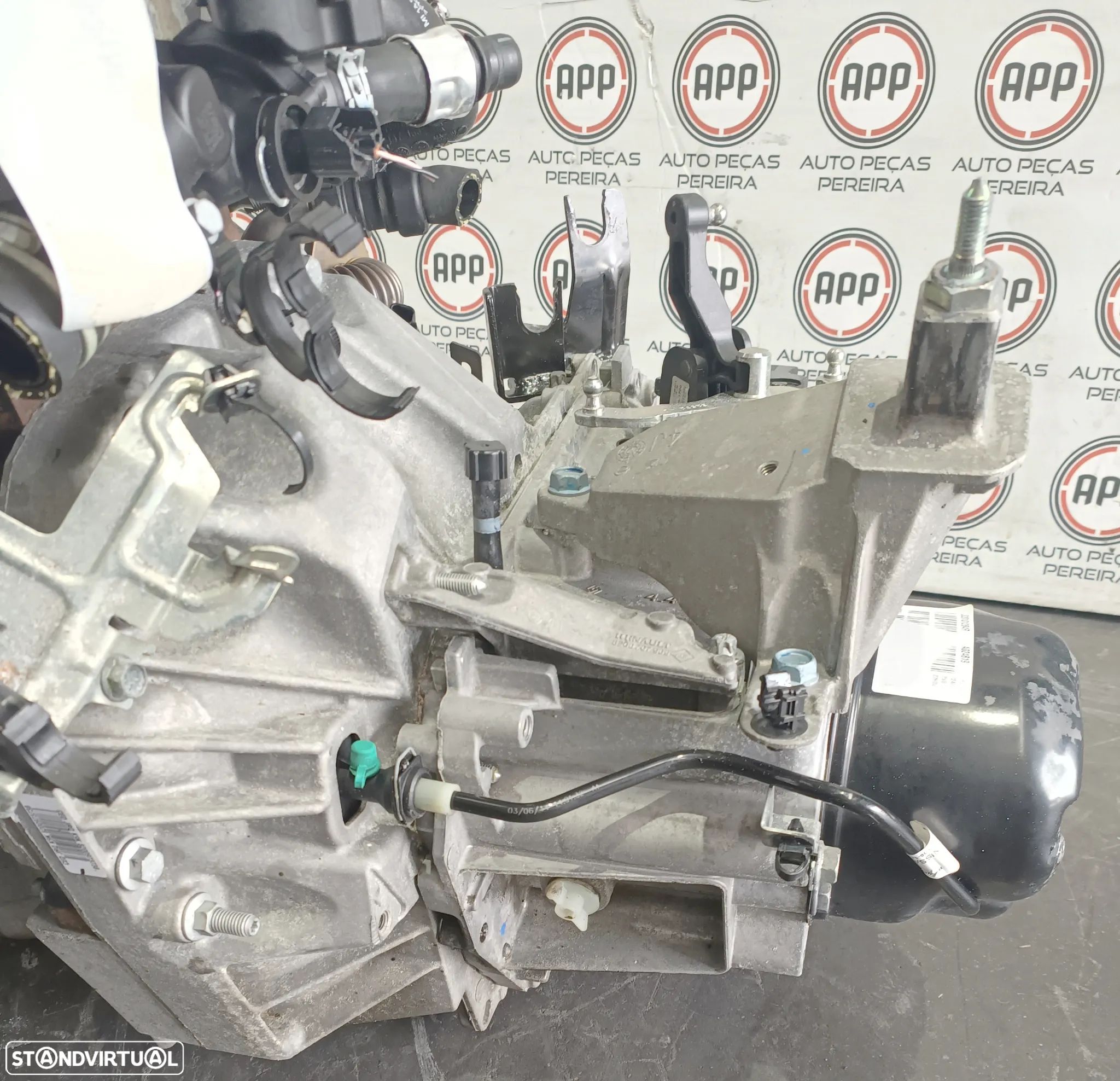 Caixa de velocidades Renault Clio IV, Nissan Note 1.5 DCI , referência JR5362, 72 000 KMS. - 1