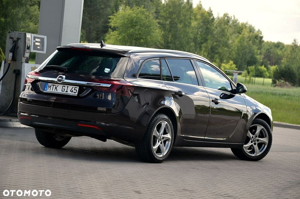 Opel Insignia - 12