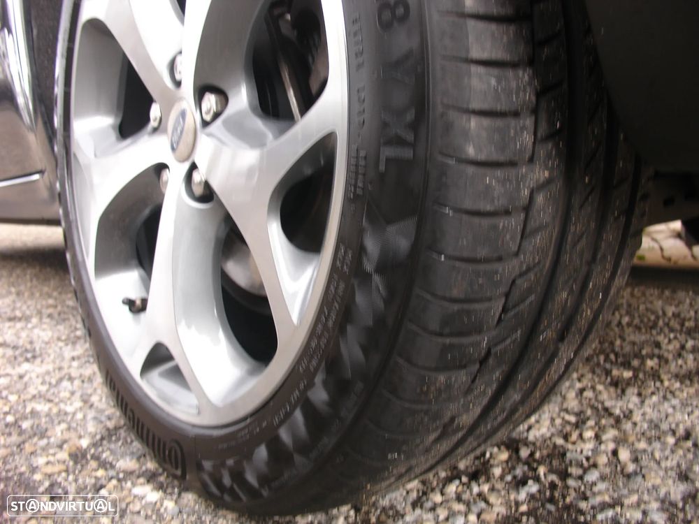 Ford S-Max 2.0 TDCi Titanium 7L - 19