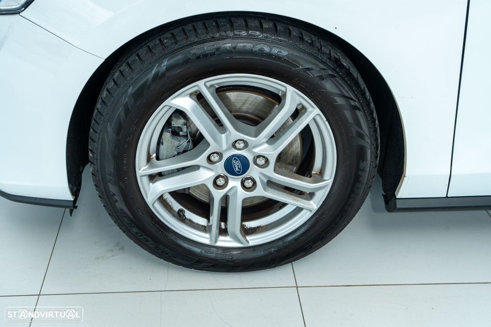 Ford Focus SW 1.5 TDCi EcoBlue Business - 30