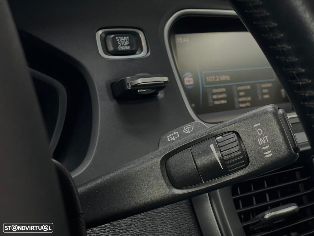 Volvo V40 1.6 D2 Eco Momentum - 14