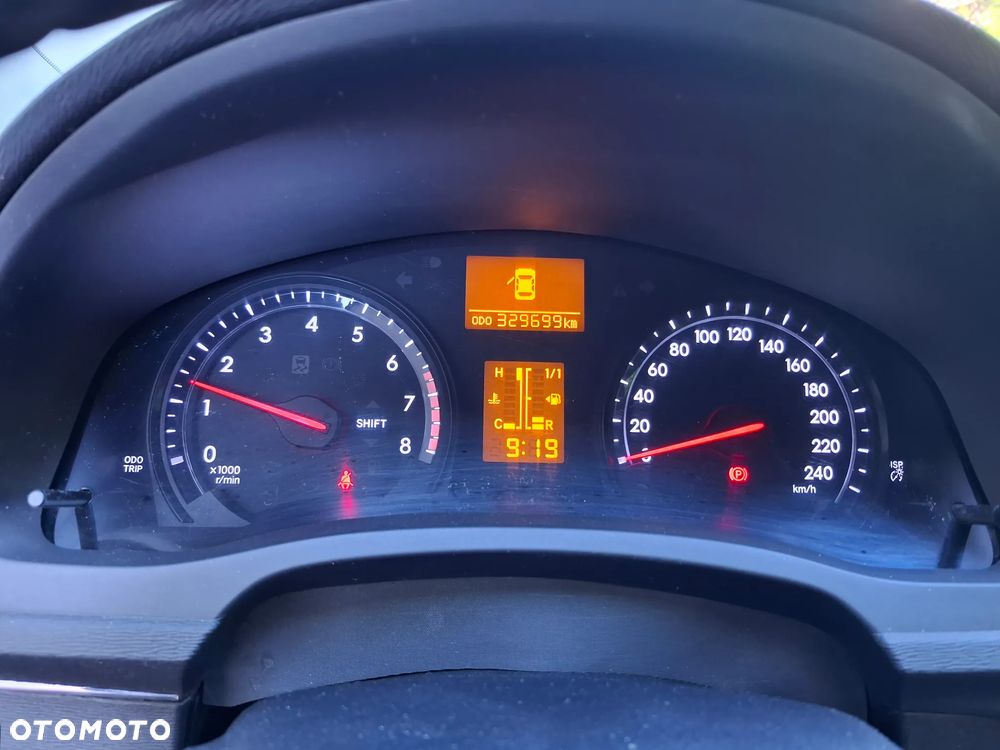 Toyota Avensis 1.8 Active - 3