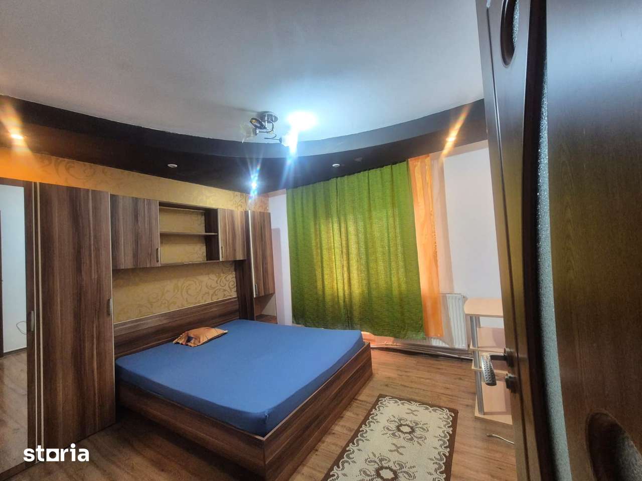 Apartament 4 camere, situat in Targu Jiu, Strada G.ral Christian Tell — fotografia 1