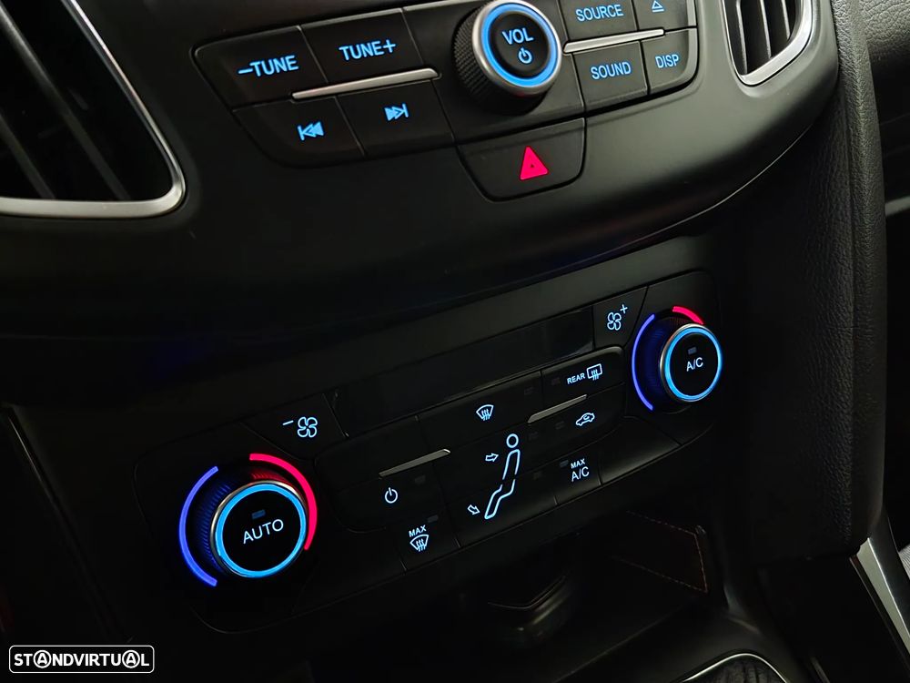 Ford Focus 1.5 TDCi Titanium - 12