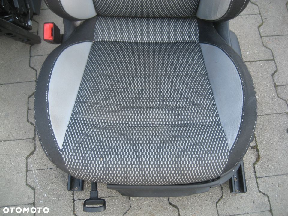 vw polo cross V 6r 10-17r siedzenia fotele  przód prawy lewy - 8