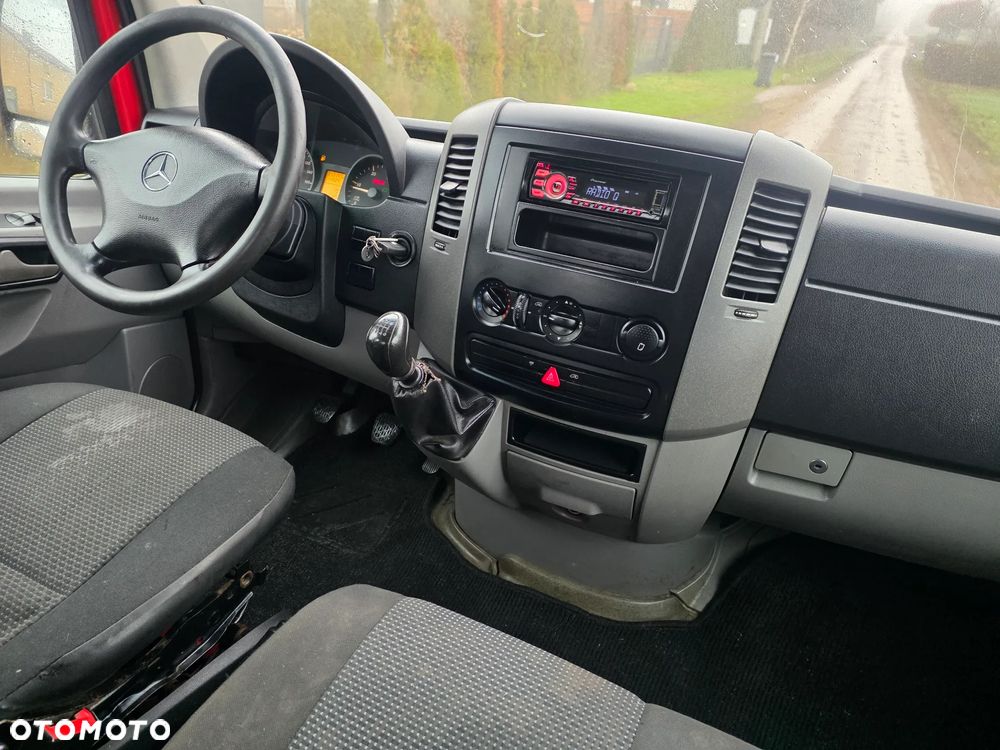 Mercedes-Benz SPRINTER - 7
