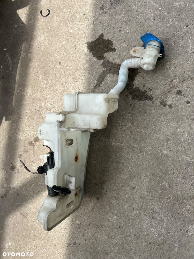 Zbiorniczek spryskiwaczy VW na Webasto 5M0955453 - 2