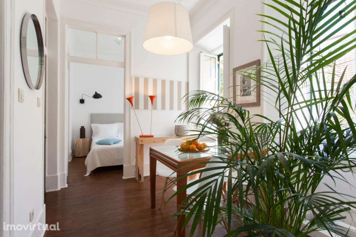 Apartamento com 3 quartos - localizado em Princípe Real Lisbon - Grande imagem: 2/26