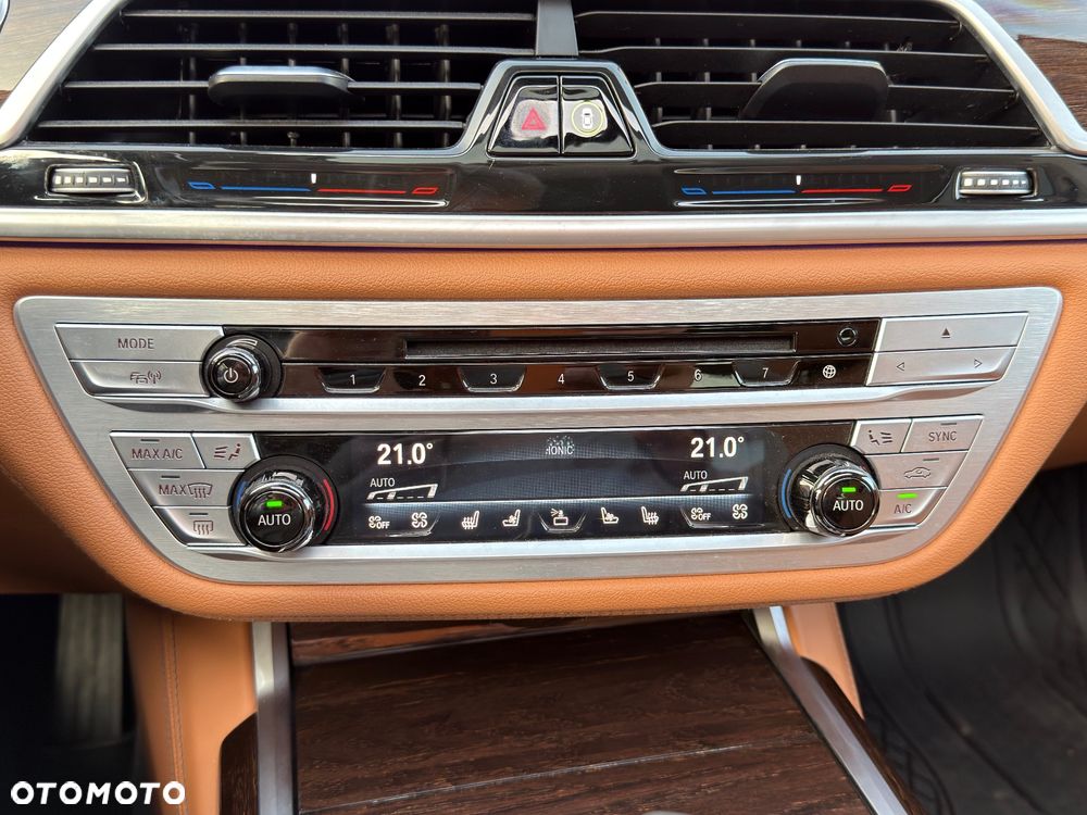 BMW Seria 7 - 22