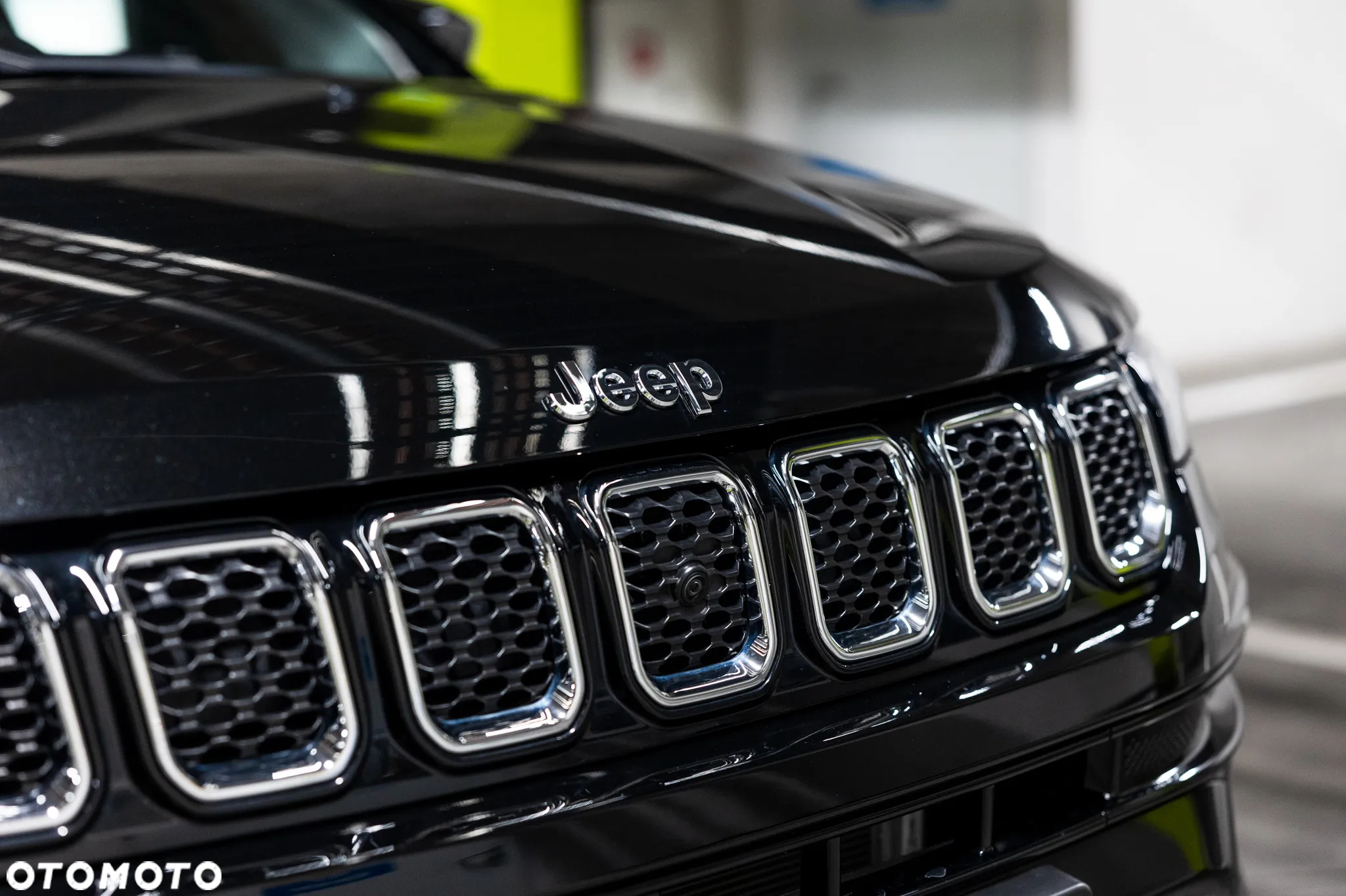 Jeep Compass - 12