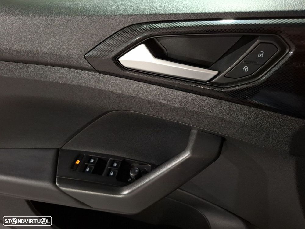 VW T-Cross 1.0 TSI Life - 22