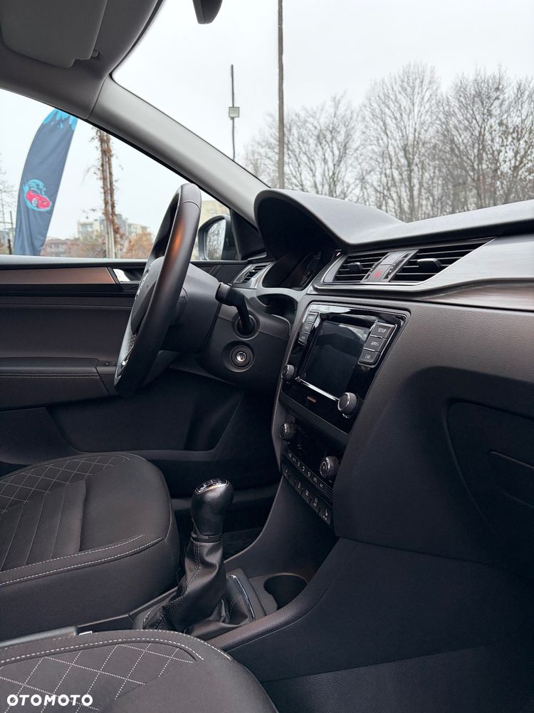 Skoda RAPID 1.0 TSI Style - 26