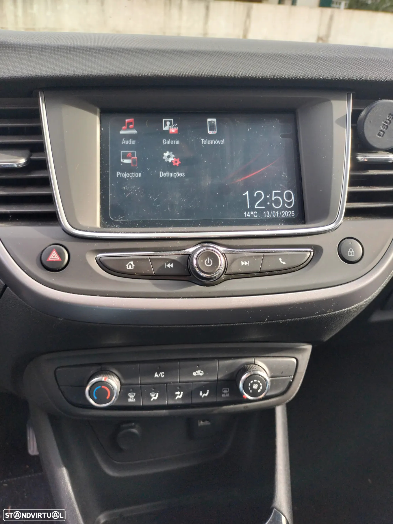 Opel Crossland X - 19