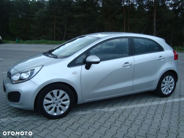 Kia Rio - 27