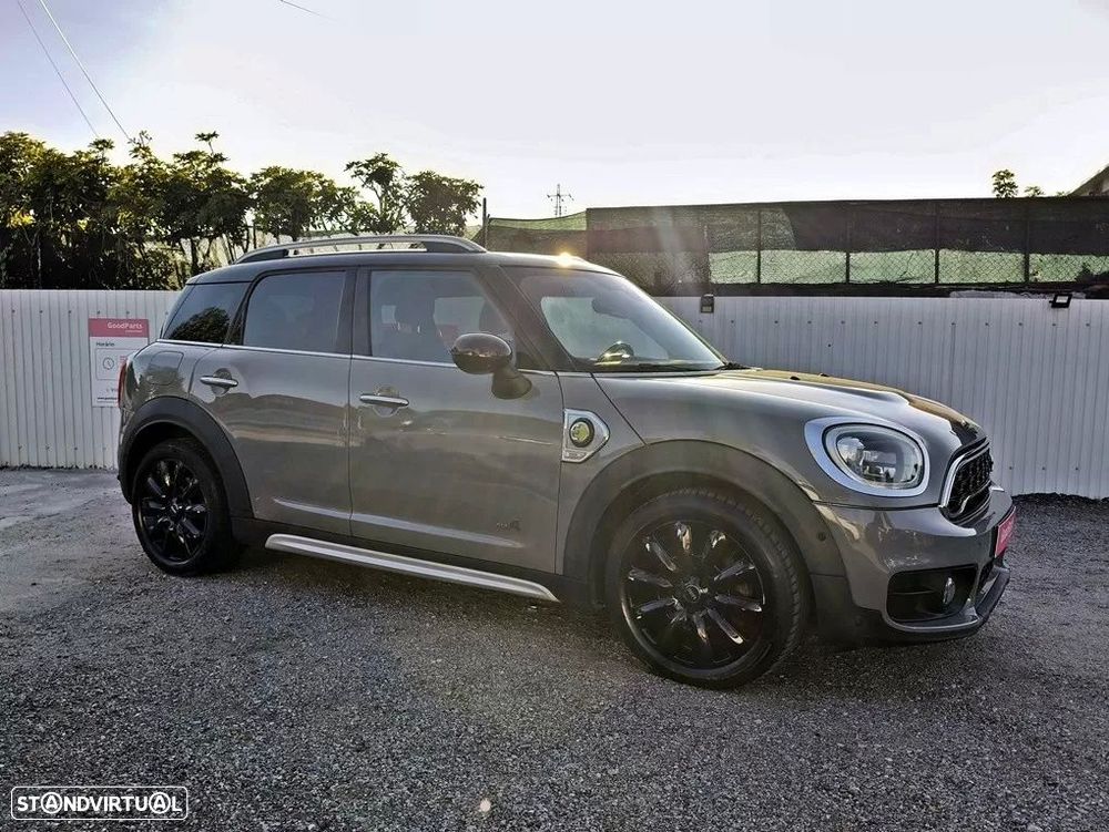 MINI Countryman Cooper SE ALL4 Auto - 10