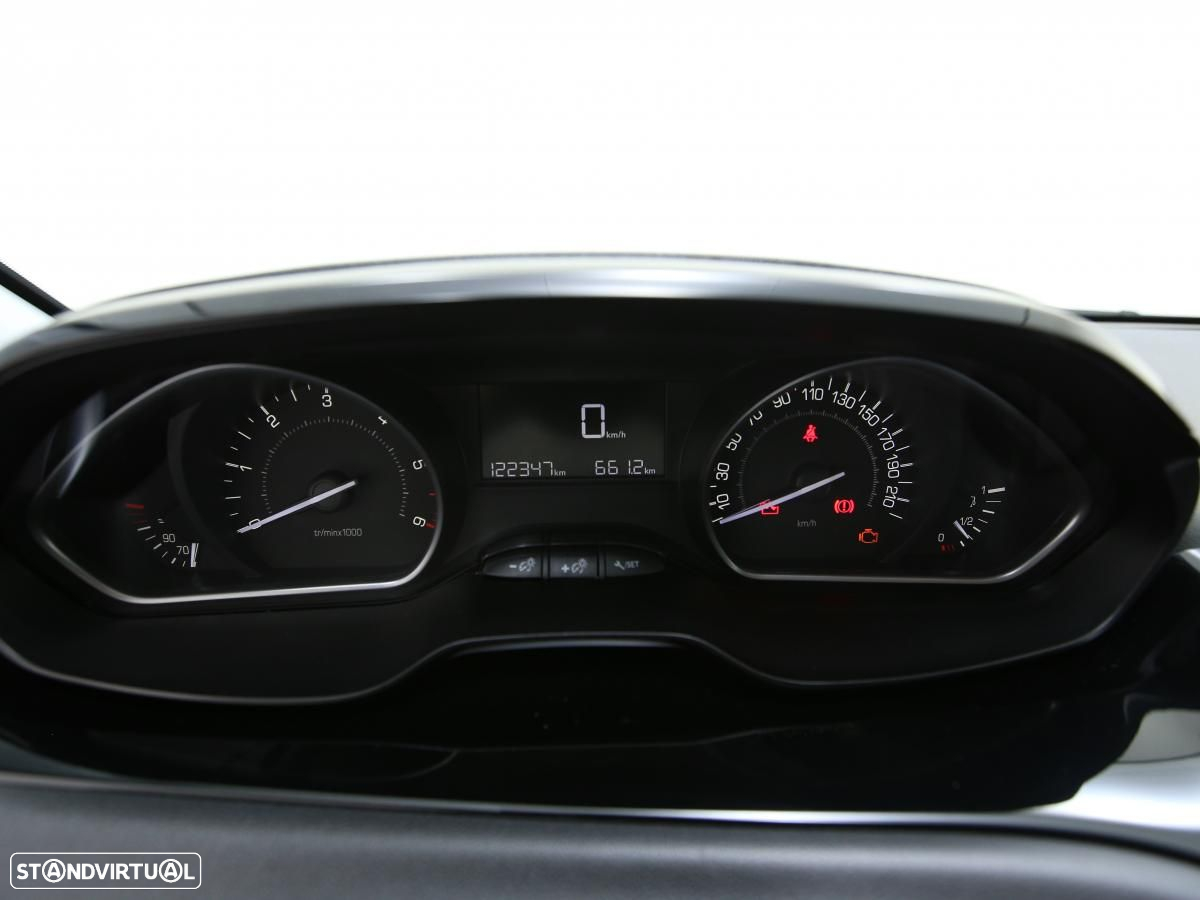 Peugeot 208 Van 1.5 BLUEHDI C/IVA - 15