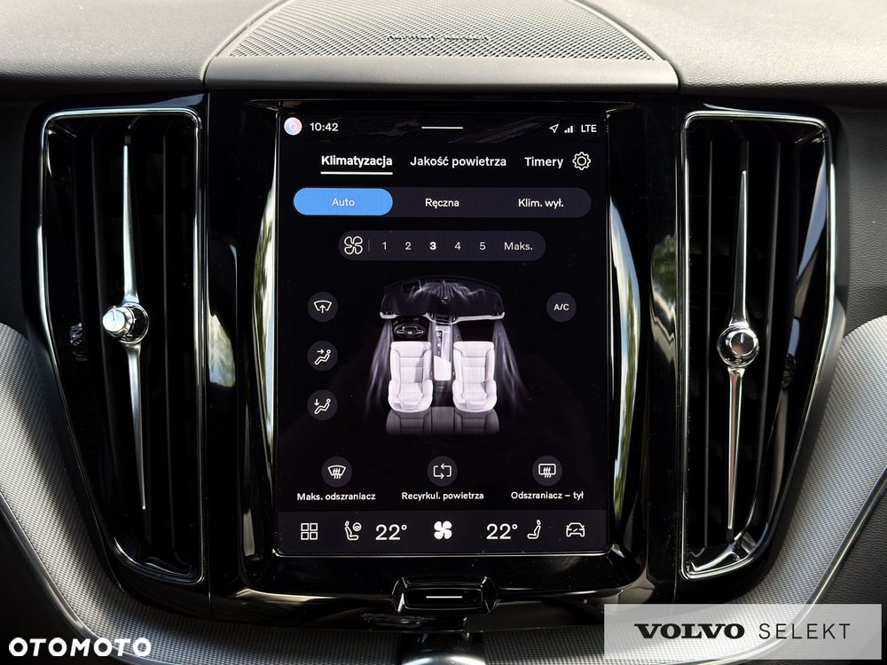 Volvo XC 60 - 30