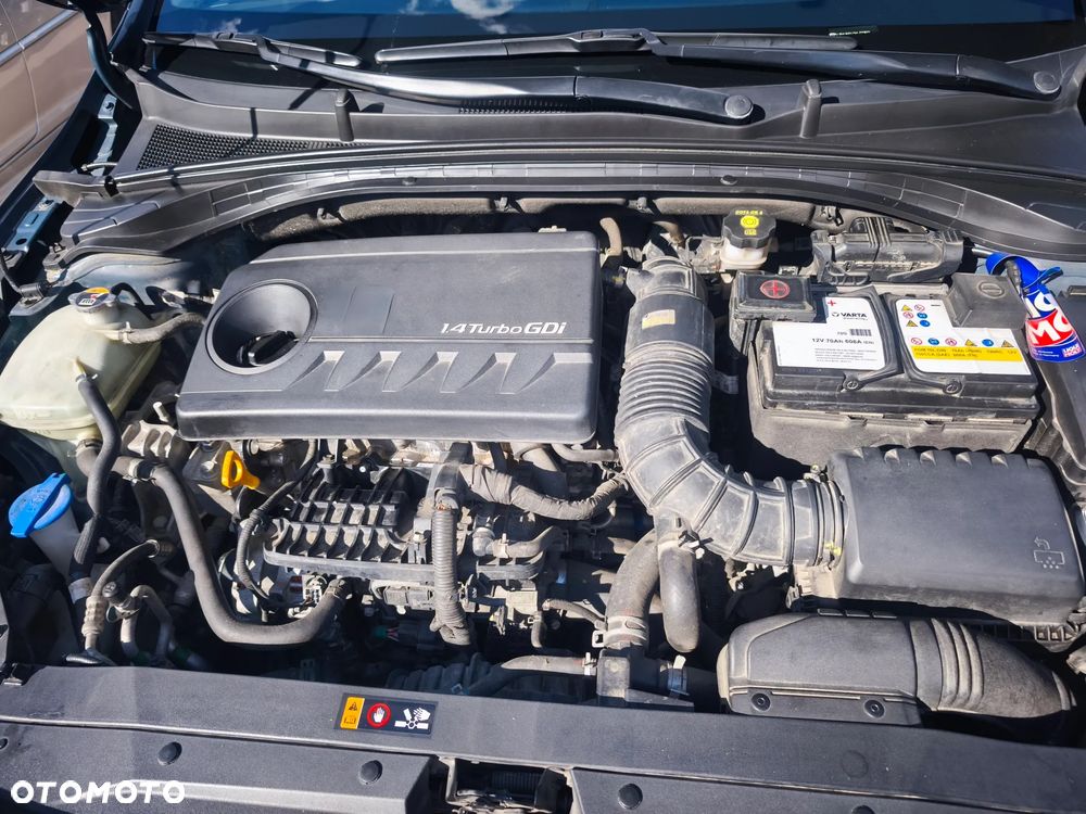 Kia Ceed 1.4 T-GDI L Business Line DCT - 16