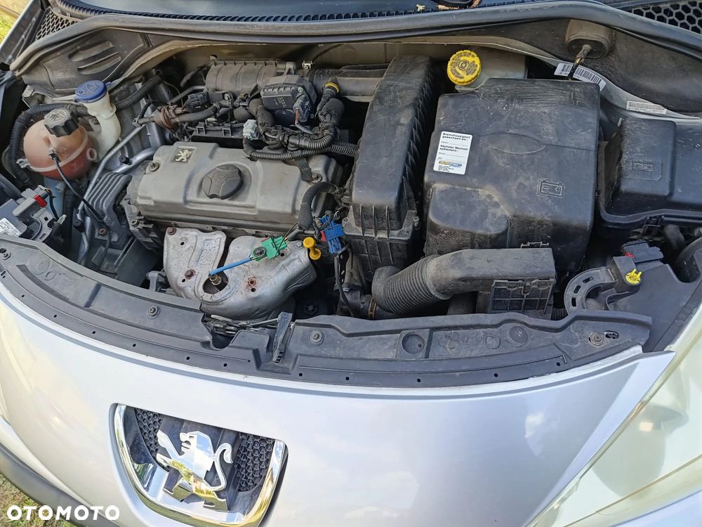 Peugeot 207 1.4 Presence - 9