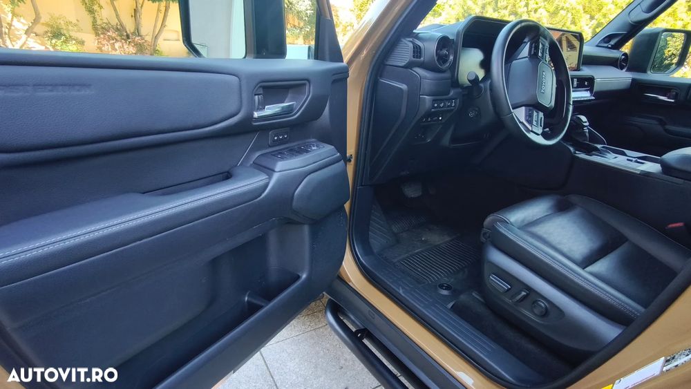 Toyota Land Cruiser 300 - 33