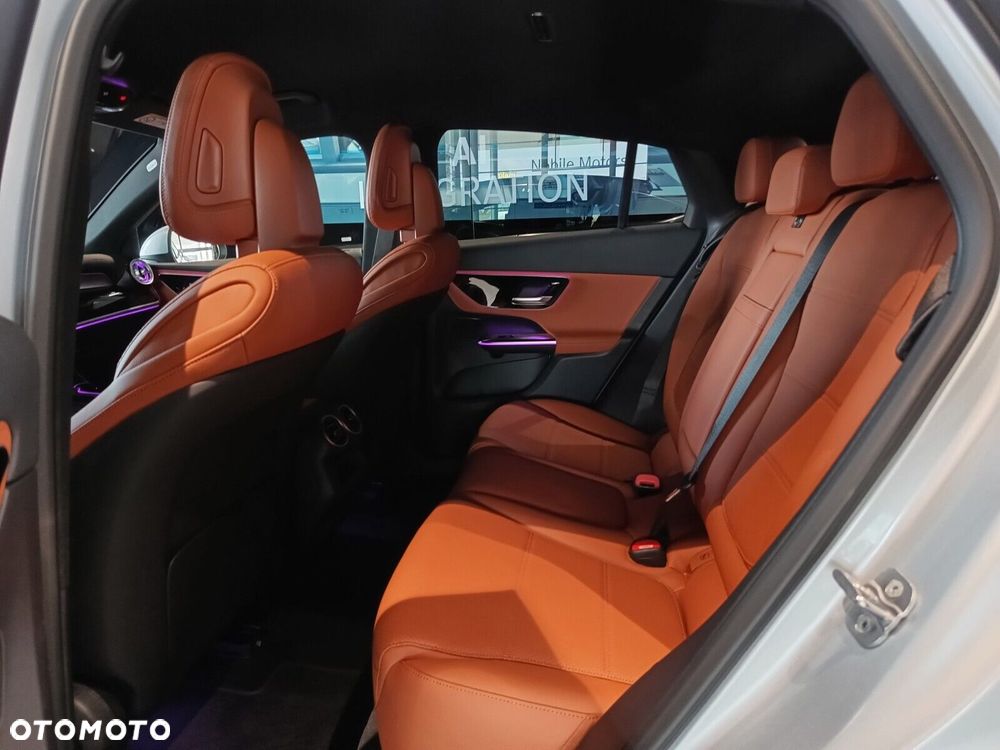 Mercedes-Benz GLC - 16