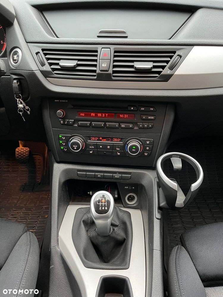 BMW X1 sDrive18d - 16