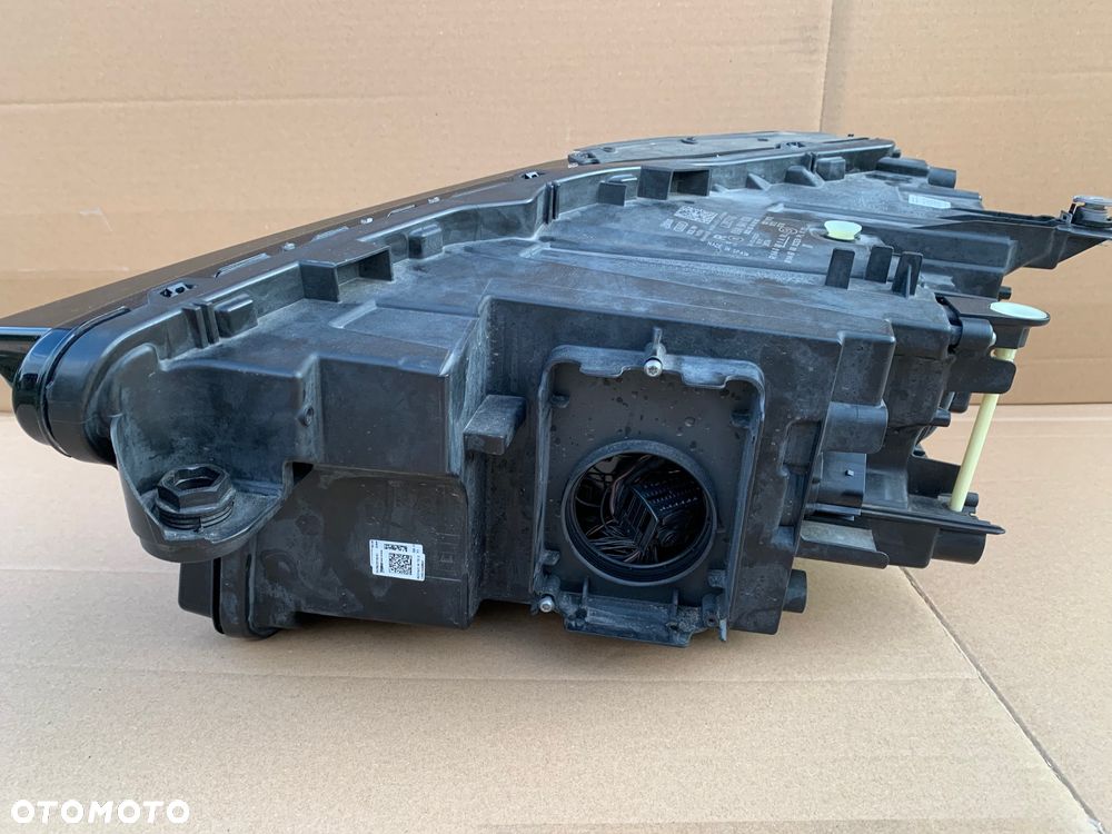 Lampa prawa przód Audi Q4 89A E-Tron Matrix - 11