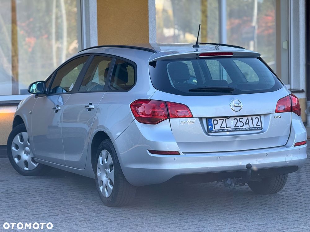 Opel Astra 1.7 CDTI DPF Innovation - 8