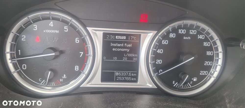 Suzuki Vitara - 19