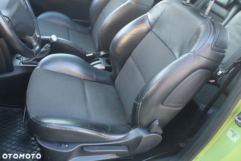 Peugeot 207 150 Turbo Platinum - 17