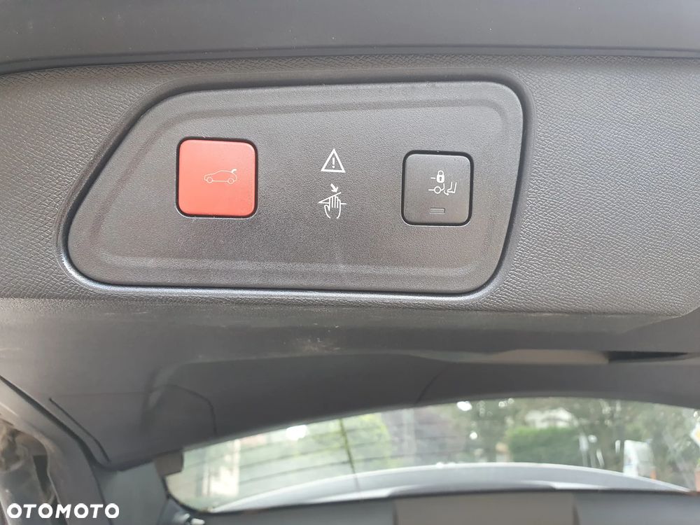 Peugeot 3008 1.2 PureTech Allure Pack S&S EAT8 - 13