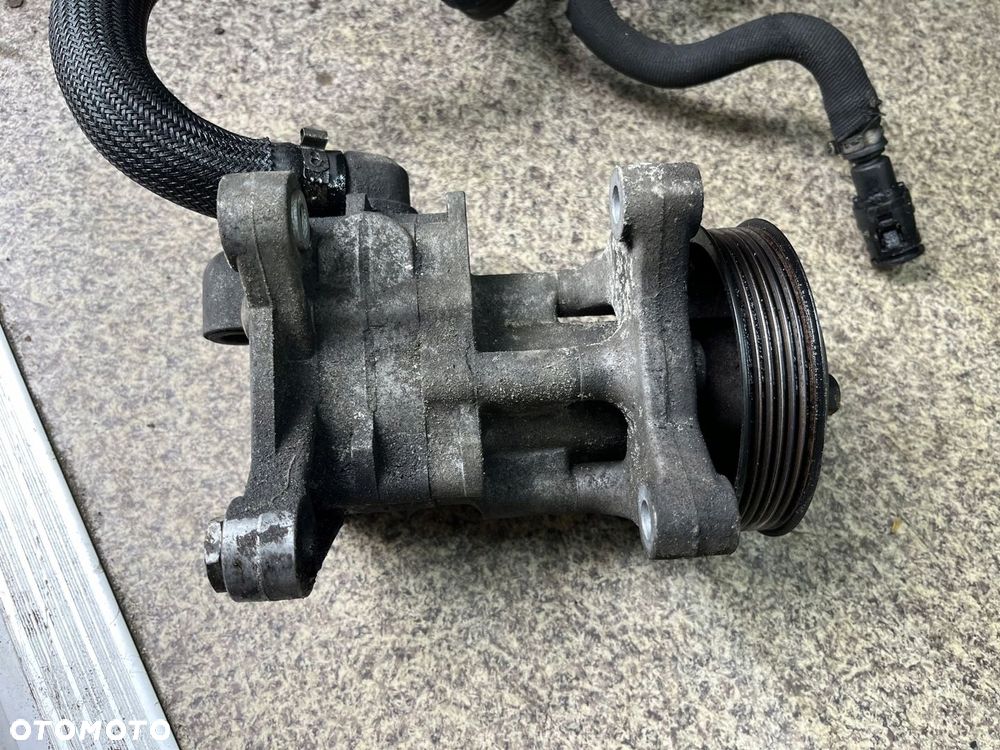 Pompa wspomagania kolko zbiorniczek weze BMW X5 E70 3.0 3.5 D M57N2 E71 X6 - 4