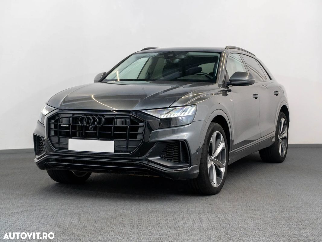 Audi Q8 - 1