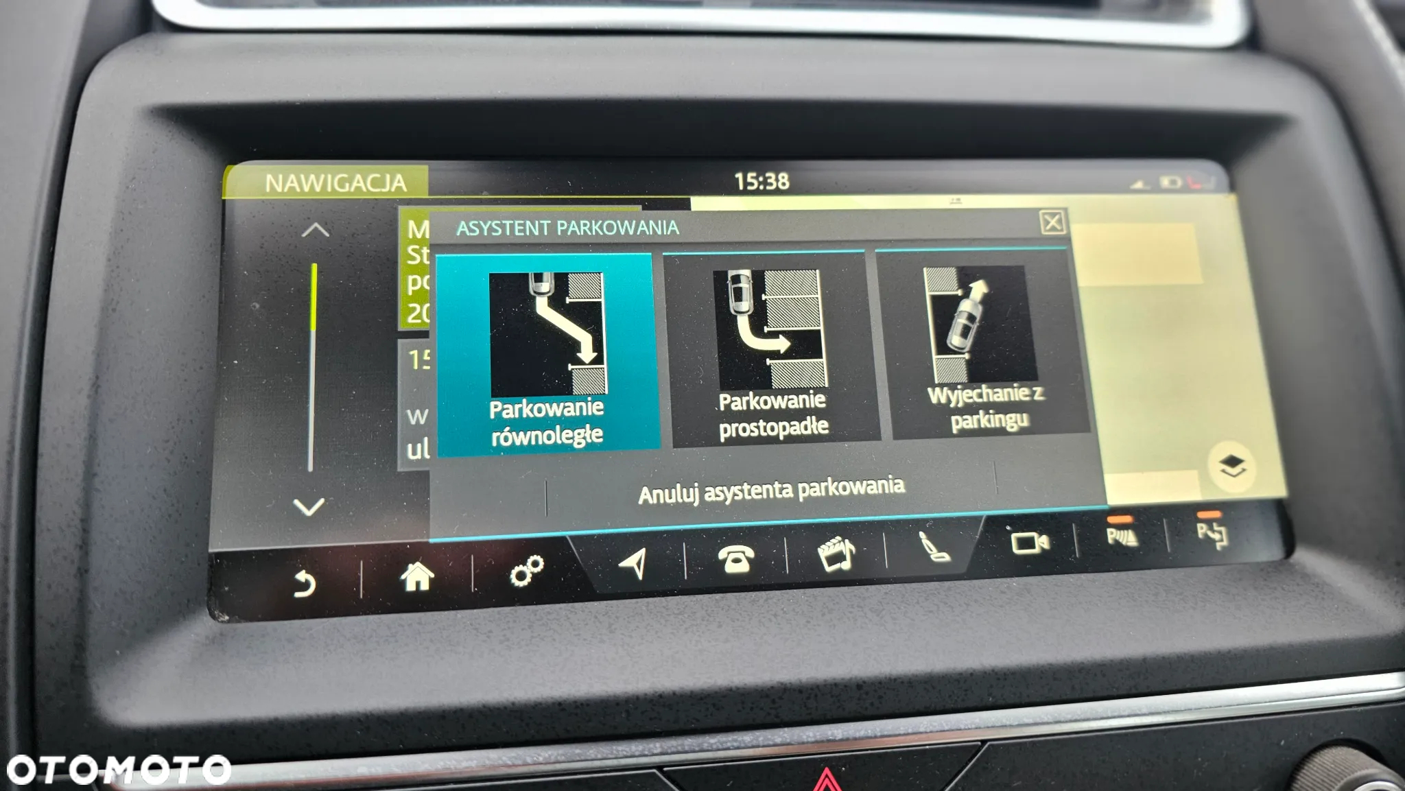 Jaguar E-Pace 2.0 i4D AWD R-Dynamic S - 17