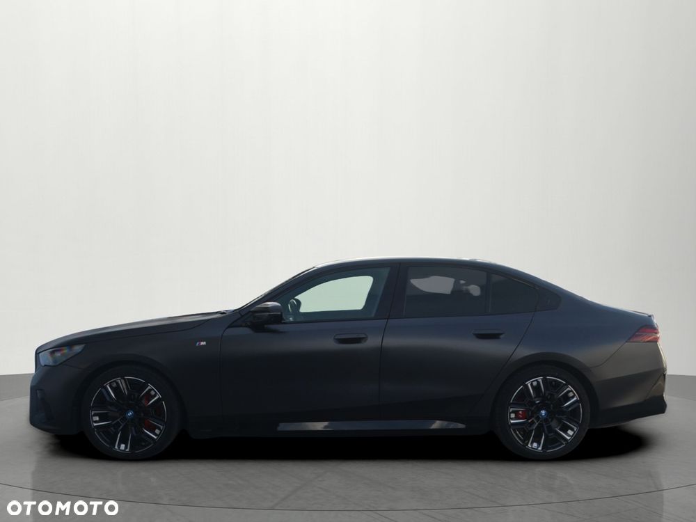 BMW i5 83.9kWh M60 xDrive - 5