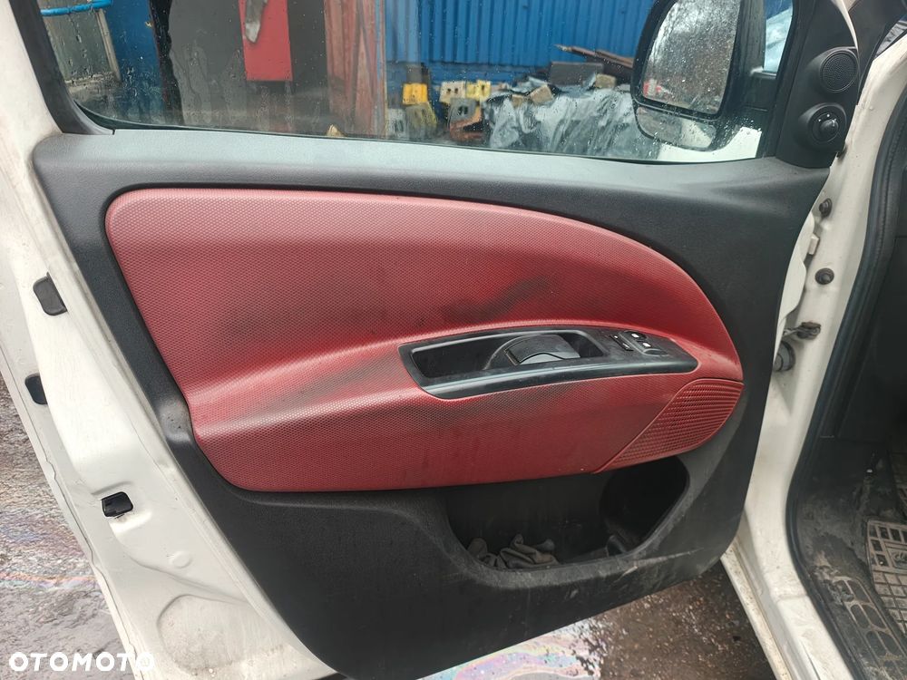 Fiat DOBLO - 12