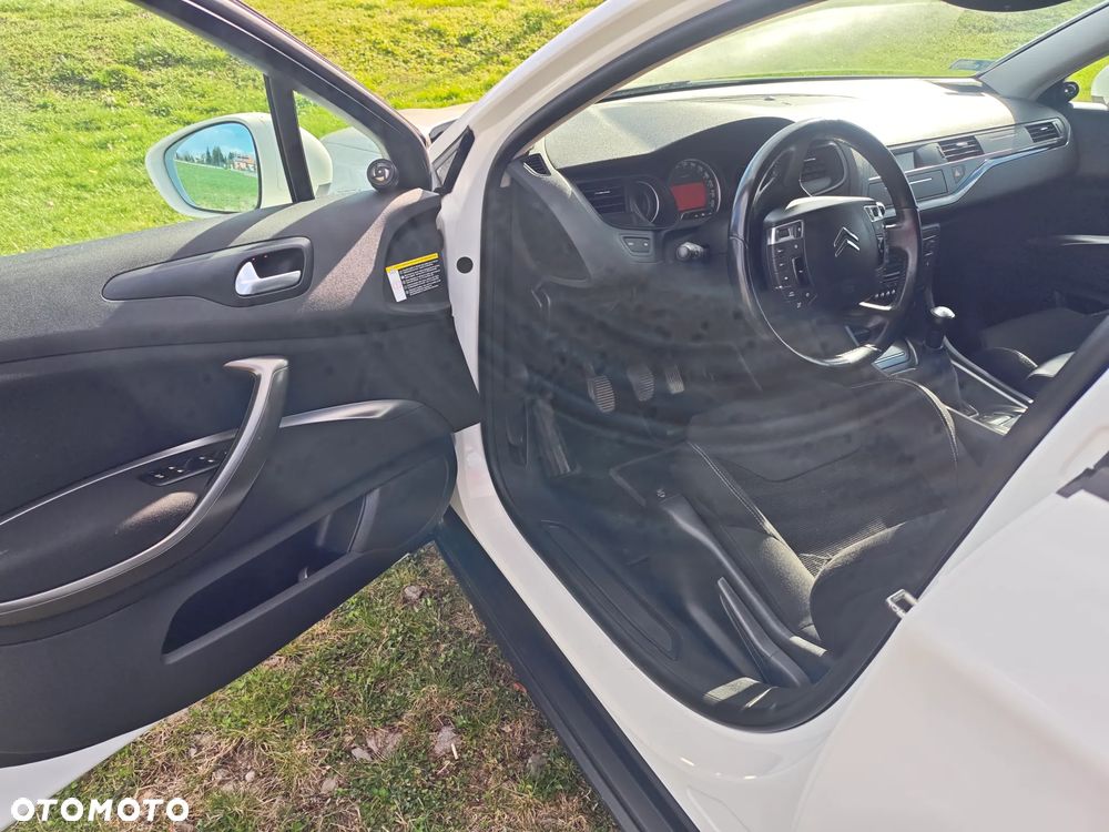 Citroën C5 2.0i 16V Dynamique - 7