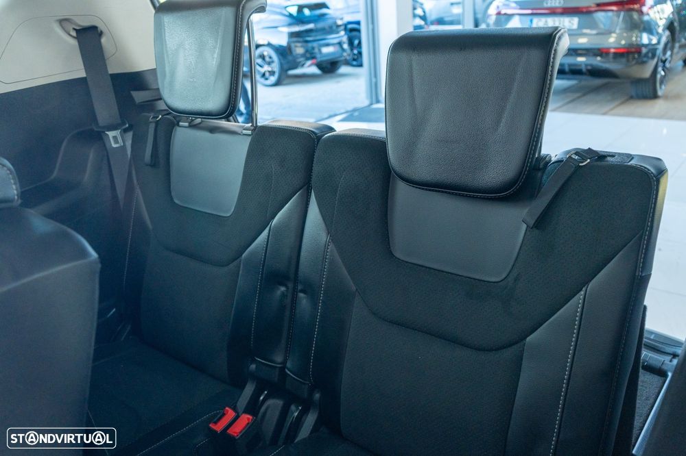 Ford S-Max 2.0 TDCi Titanium - 31