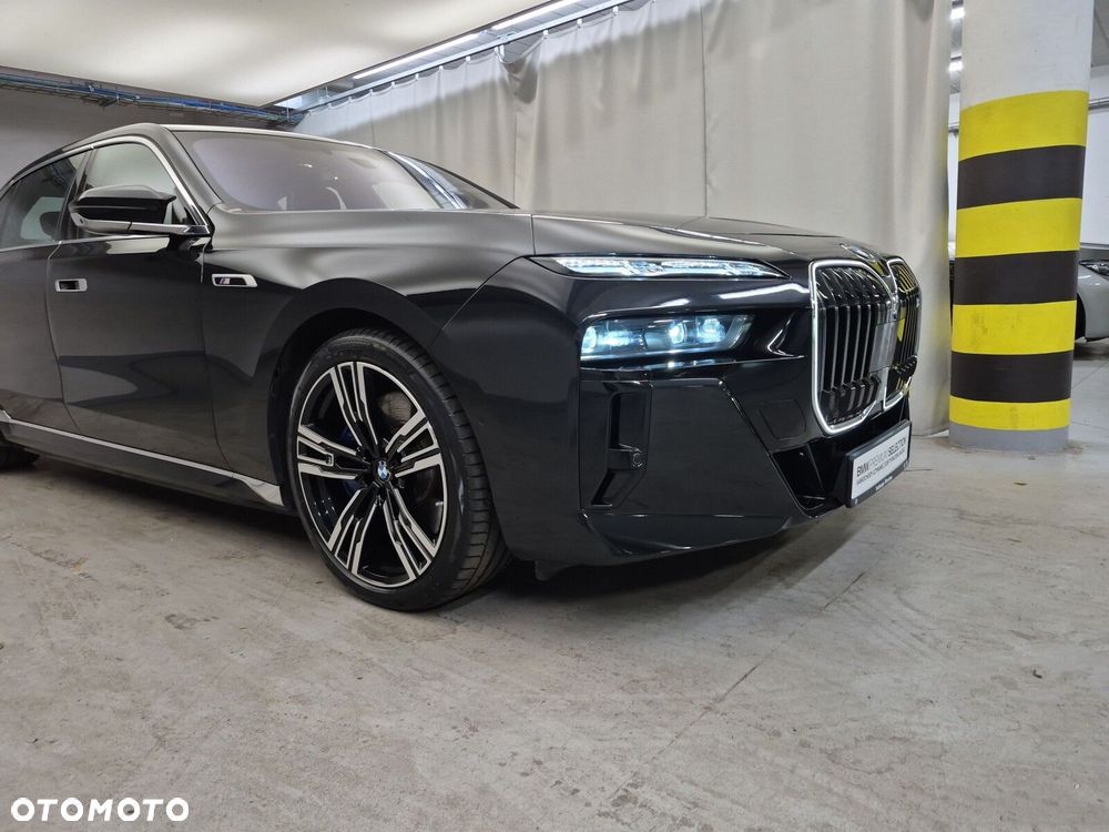 BMW Seria 7 - 30