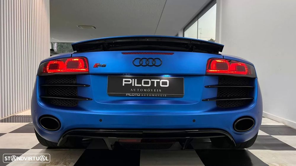 Audi R8 Spyder 5.2 FSi V10 quattro R-tronic - 9