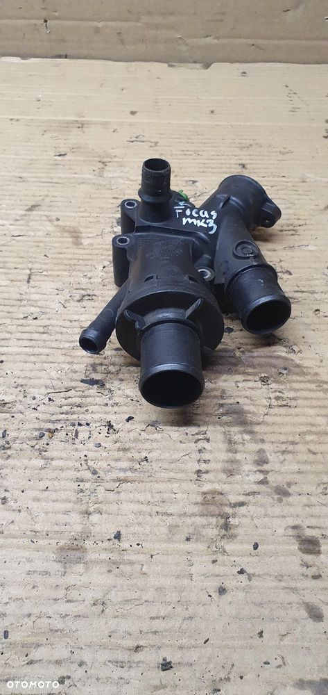 Obudowa termostatu termostat Ford Focus MK3 1.6 TDCI 9682141580 - 2