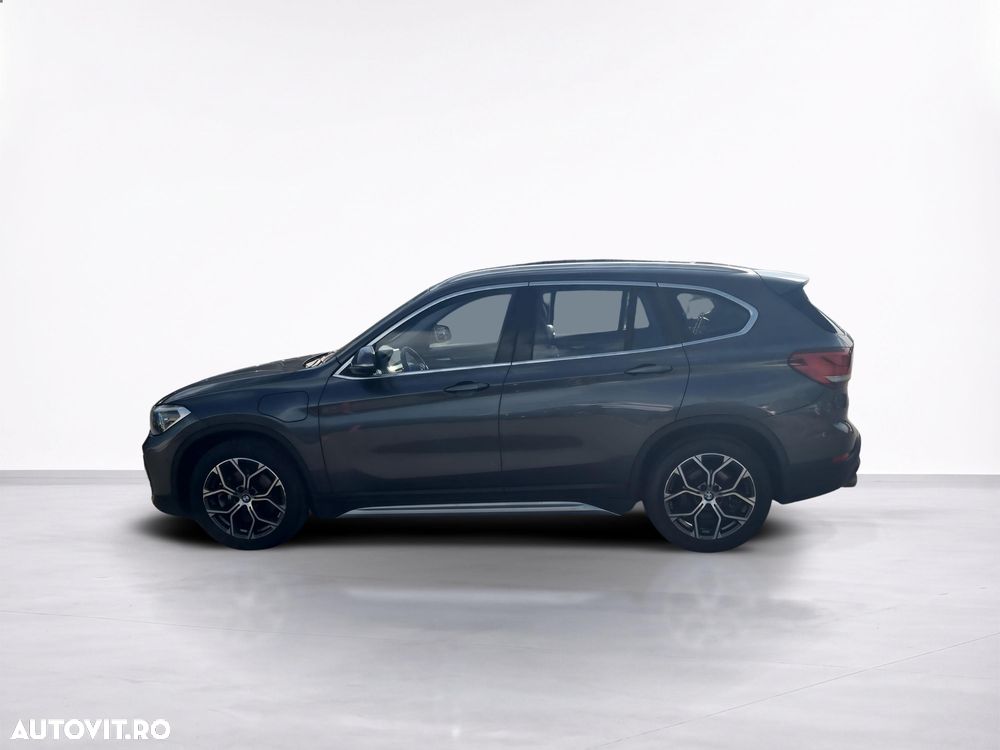 BMW X1 xDrive25e AT PHEV - 3