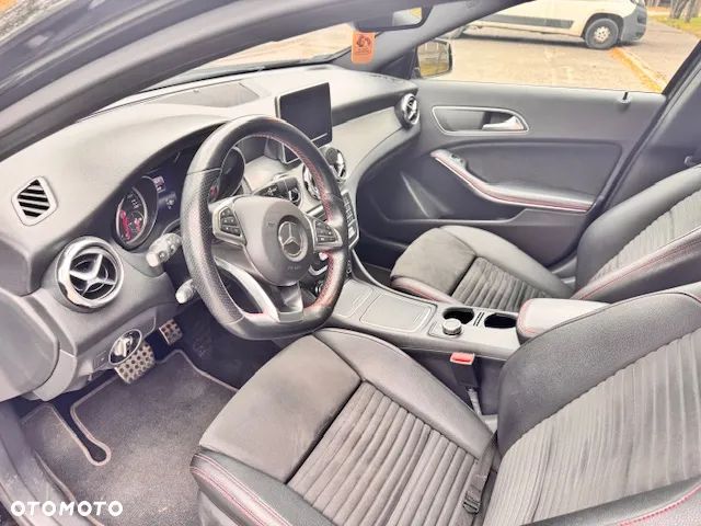 Mercedes-Benz GLA 180 7G-DCT AMG Line - 6