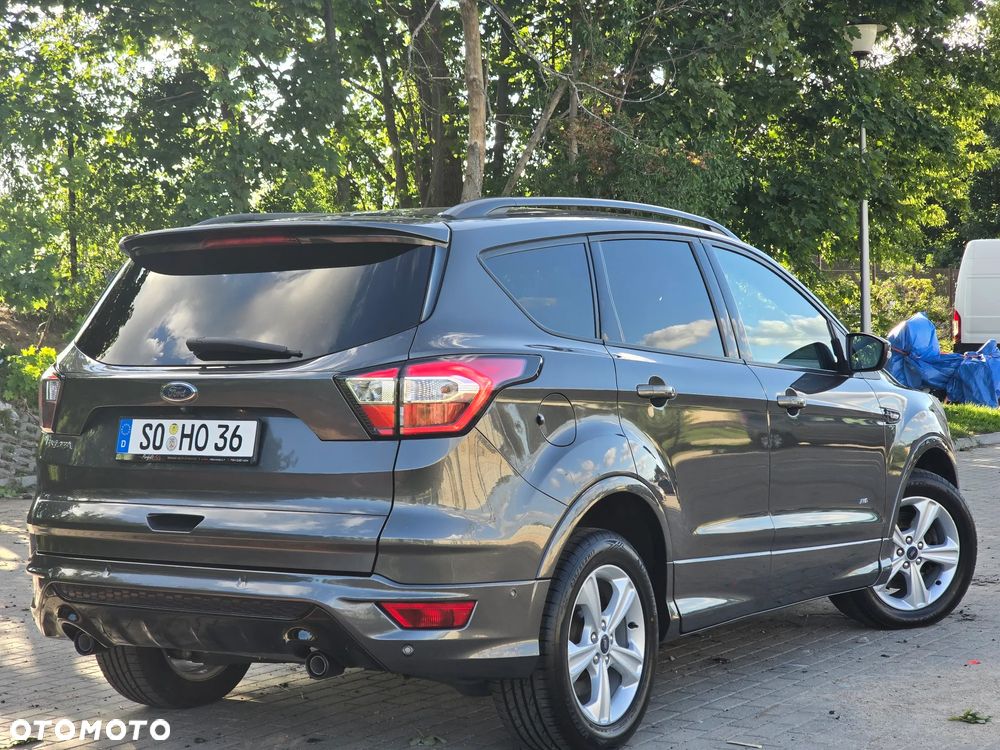 Ford Kuga 2.0 TDCi 4x4 ST-Line - 10