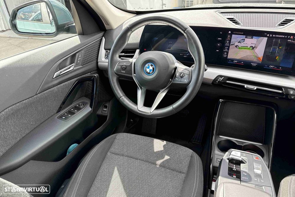 BMW iX1 xDrive30 - 5