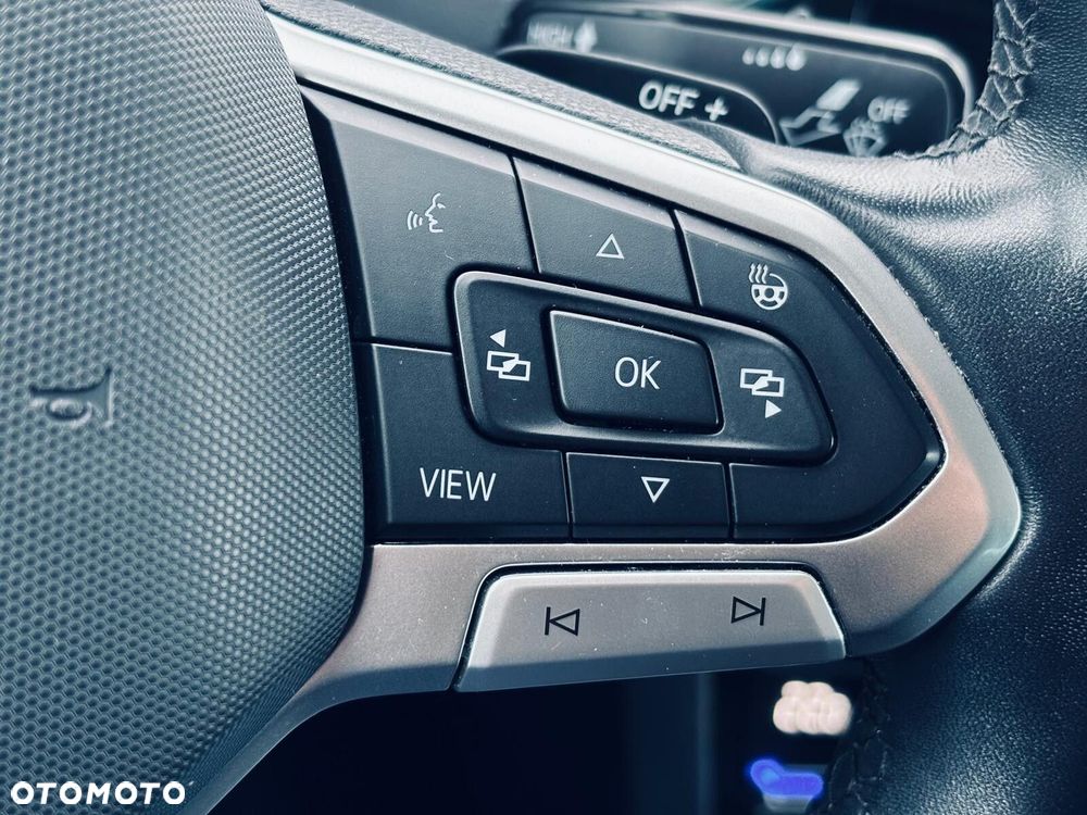 Volkswagen Passat 2.0 TDI EVO Business DSG - 24