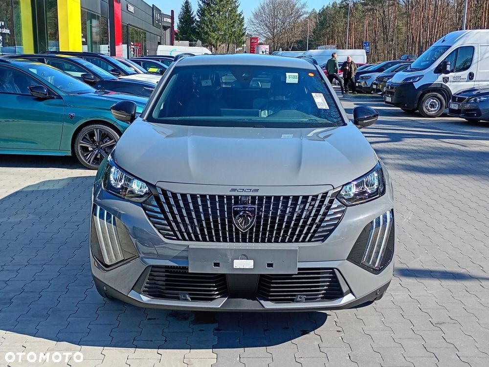 Peugeot 2008 - 12