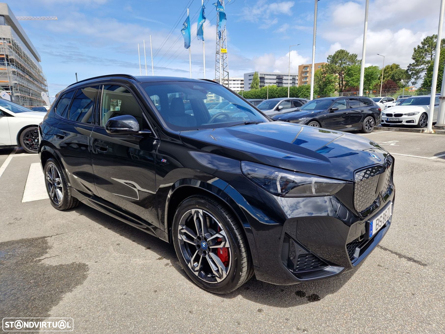 BMW iX1 eDrive20 Pack Desportivo M Pro - 3