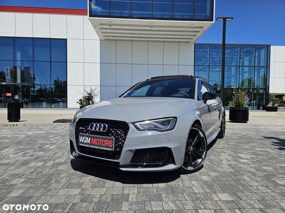 Audi RS3 Sportback Standard - 1