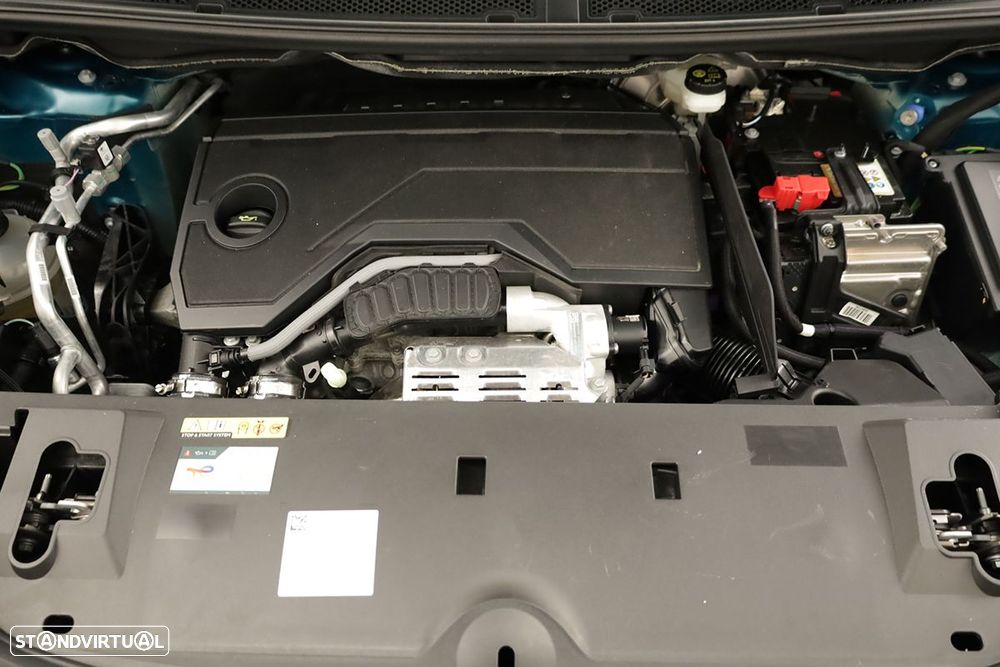 Peugeot 5008 1.2 Hybrid Allure e-DCS6 - 24